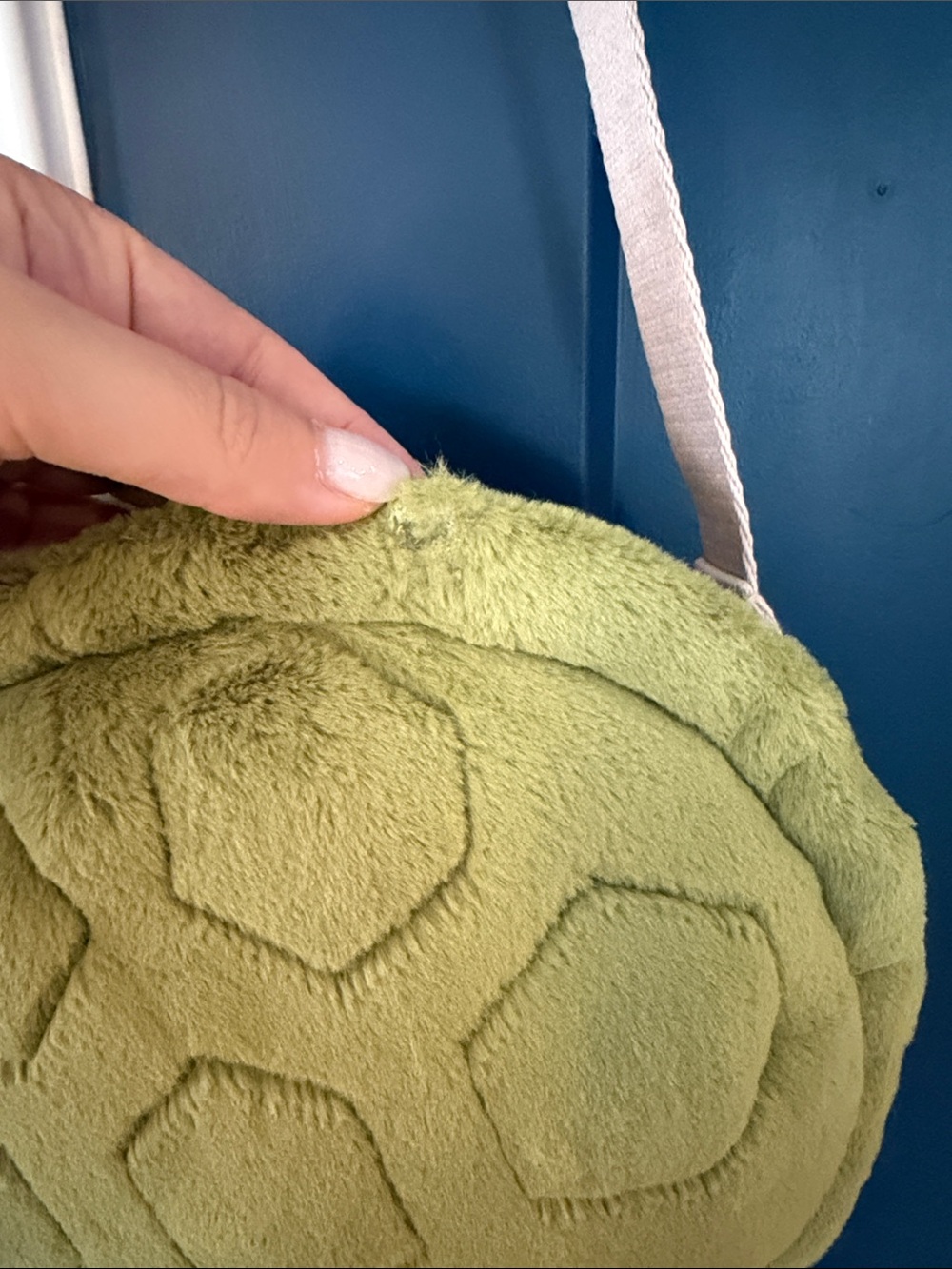 Jellycat Beige Plush Timmy Turtle Crossbody Bag with Olive Shell - Picture 3 of 6